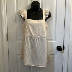 NWT Ingrid & Isabel Maternity Tie Back Tank Top Size M White Peach